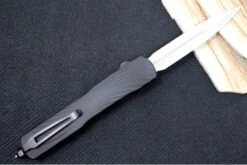 Hogue Knives Counterstrike Collector Series OTF - Black Carbon Fiber Handle / Tumbled Finished Dagger Blade 34890-LIM 7 Hogue Knives Counterstrike Collector Series OTF - Black Carbon Fiber Handle / Tumbled Finished Dagger Blade 34890-LIM -Knife Country Usa IMG 9298